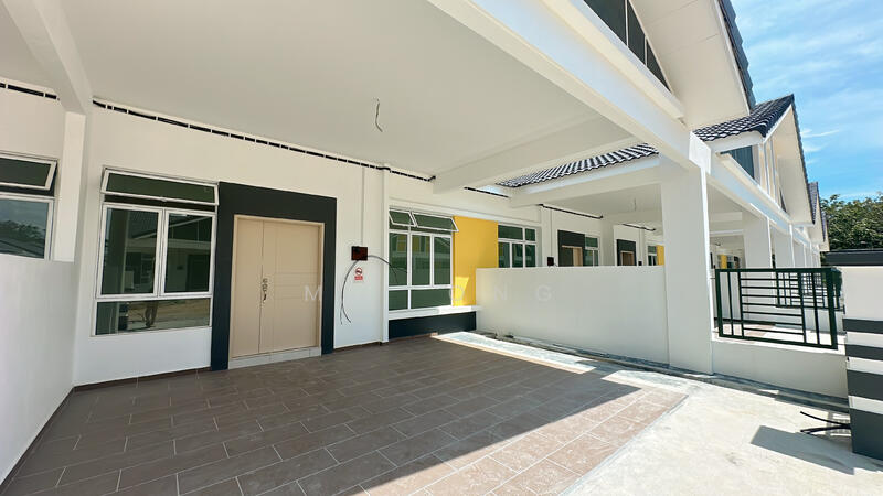 Rumah Teres 1-Tingkat untuk Dijual di Taman Merlimau Emas (Merlimau) - Mii Ong - Exterior - PropertyGuru.com.my