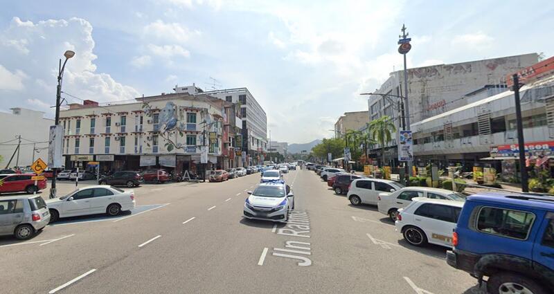 Untuk Dijual - Jalan Rahmat, Batu Pahat