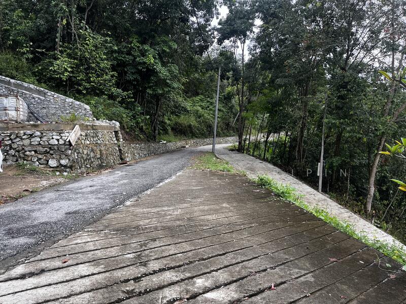 Untuk Dijual - Agricultural Land at Kampung Ulu Rening
