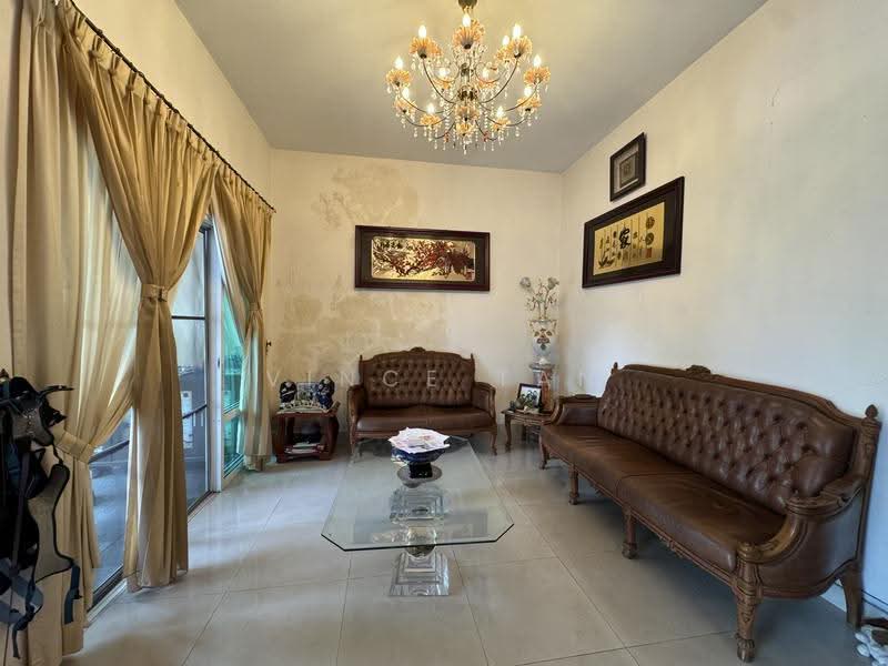 Bungalow House untuk Dijual di Valencia (Sungai Buloh) - Vince Tan - Living Room - PropertyGuru.com.my