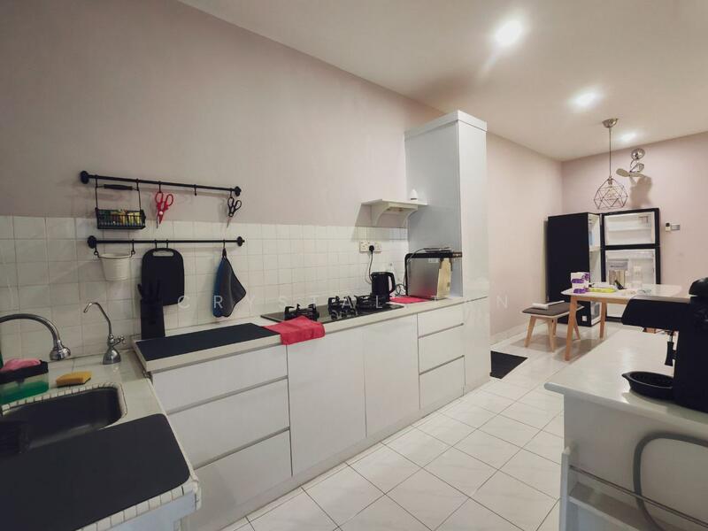 1-storey Terraced House for Rent in Johor Bahru (Johor) - Crystal Tan - Kitchen - PropertyGuru.com.my