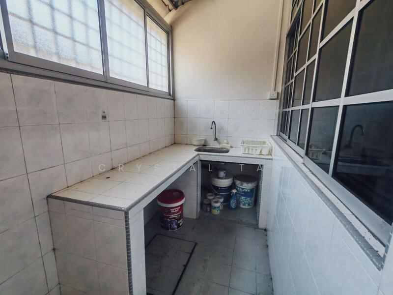 1-storey Terraced House for Rent in Johor Bahru (Johor) - Crystal Tan - Kitchen - PropertyGuru.com.my