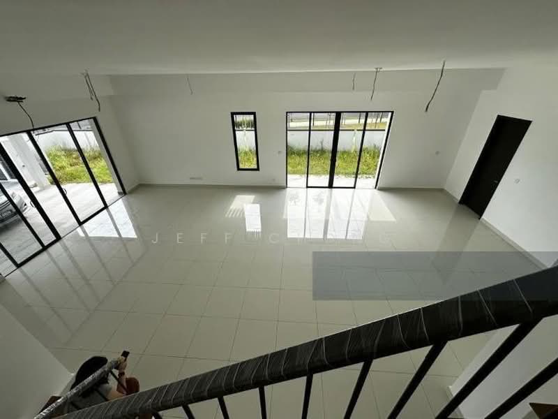 Terraced House for Sale in Kota Kemuning (Shah Alam) - Jeff Chong - Living Room - PropertyGuru.com.my