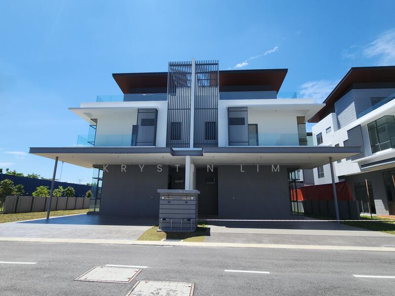 Semi-Detached House for Sale in Kota Kemuning (Shah Alam) - Krystin Lim - Exterior - PropertyGuru.com.my