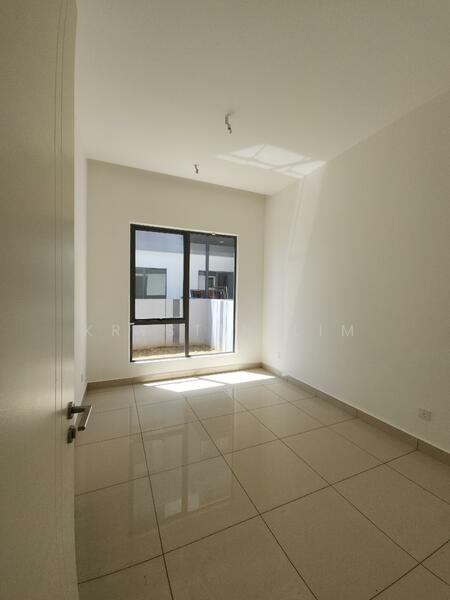 Semi-Detached House for Sale in Kota Kemuning (Shah Alam) - Krystin Lim - PropertyGuru.com.my