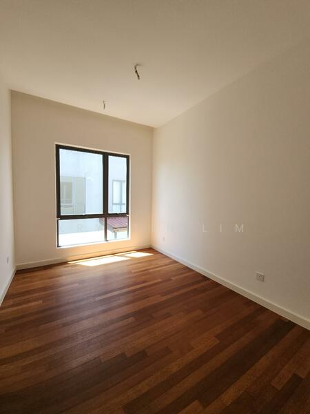 Semi-Detached House for Sale in Kota Kemuning (Shah Alam) - Krystin Lim - PropertyGuru.com.my