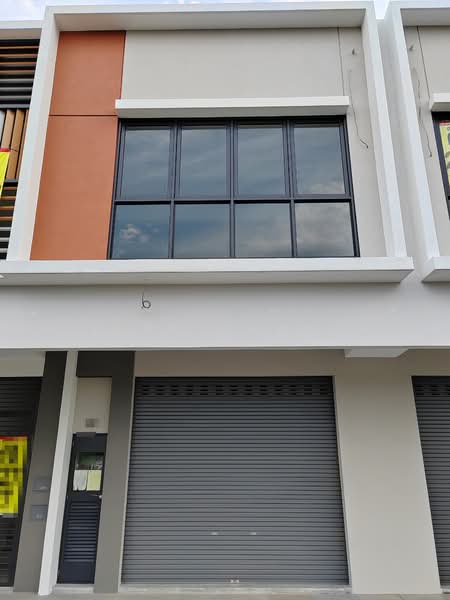 Kedai / Pejabat untuk Dijual di Bandar Tropicana Aman (Telok Panglima Garang) - Jeff Chong - Exterior - PropertyGuru.com.my