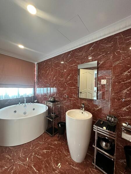 For Rent - Silverton Condominium