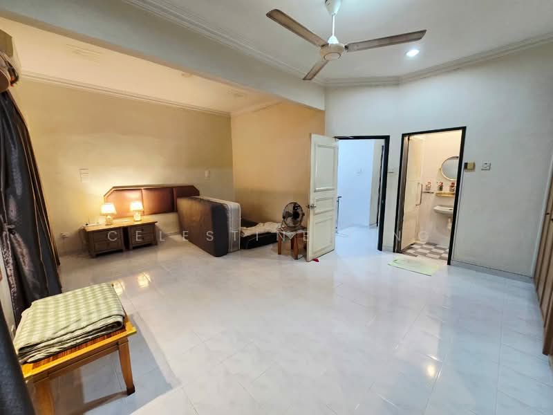 Rumah Teres 2 Tingkat untuk Dijual di Taman Kajang Raya (Kajang) - Celestine Ting - Bedroom - PropertyGuru.com.my