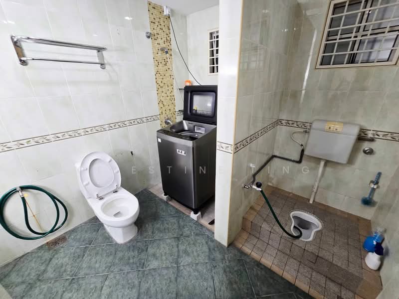 Rumah Teres 2 Tingkat untuk Dijual di Taman Kajang Raya (Kajang) - Celestine Ting - Bathroom - PropertyGuru.com.my