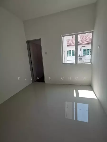For Sale - Pengkalan Station 18 Double Storey House