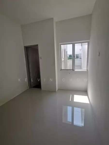 For Sale - Pengkalan Station 18 Double Storey House