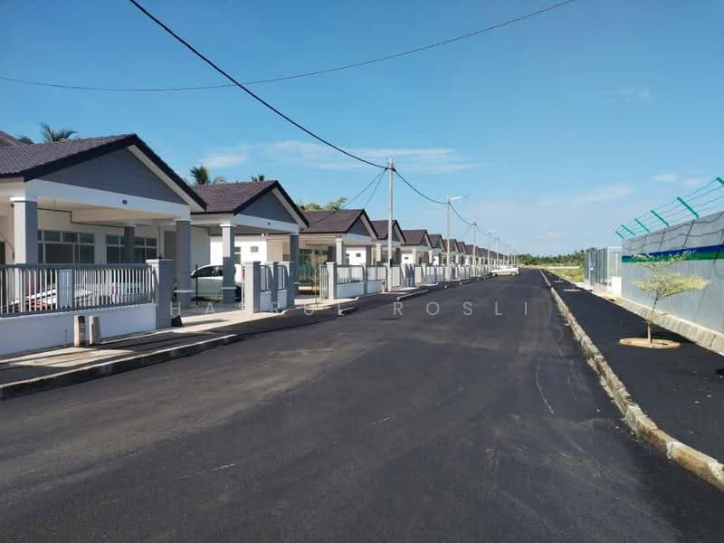 Rumah Berkembar untuk Dijual di Jitra (Kedah) - Hasrul Rosli - Exterior - PropertyGuru.com.my