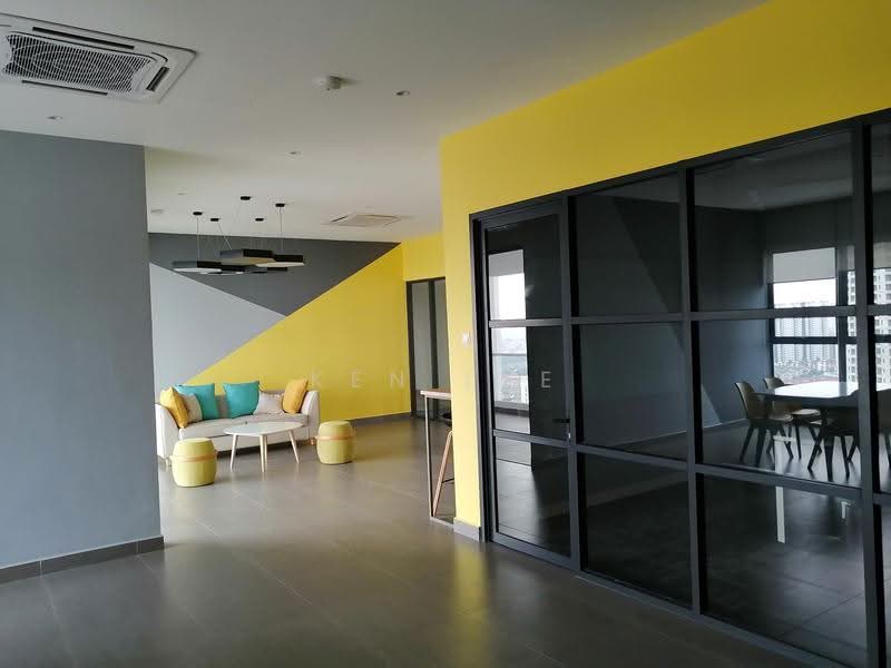Kediaman Servis untuk Disewa di Far East - Ken Lye - Living Room - PropertyGuru.com.my