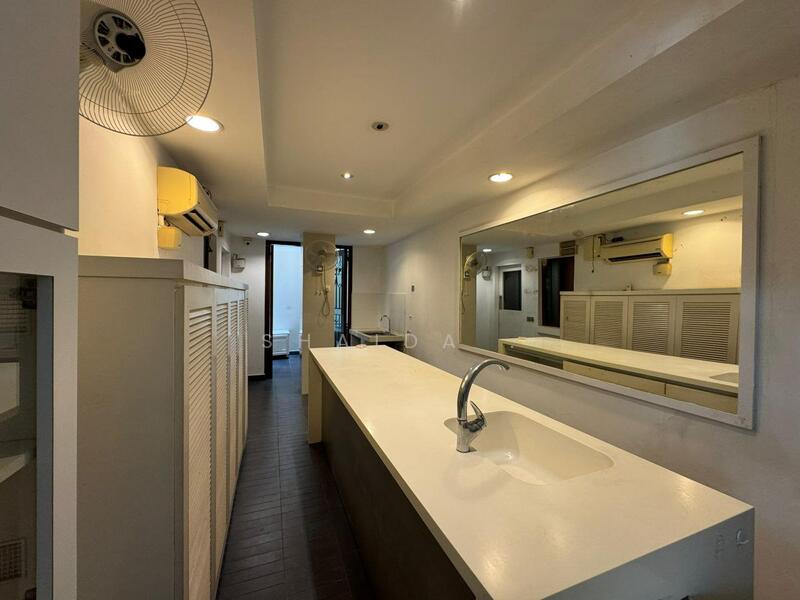 Rumah Berkembar untuk Dijual di Bukit Tunku (Kenny Hills) (Kuala Lumpur) - Shaida . - Kitchen - PropertyGuru.com.my