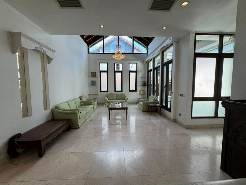 Rumah Berkembar untuk Dijual di Bukit Tunku (Kenny Hills) (Kuala Lumpur) - Shaida . - Living Room - PropertyGuru.com.my