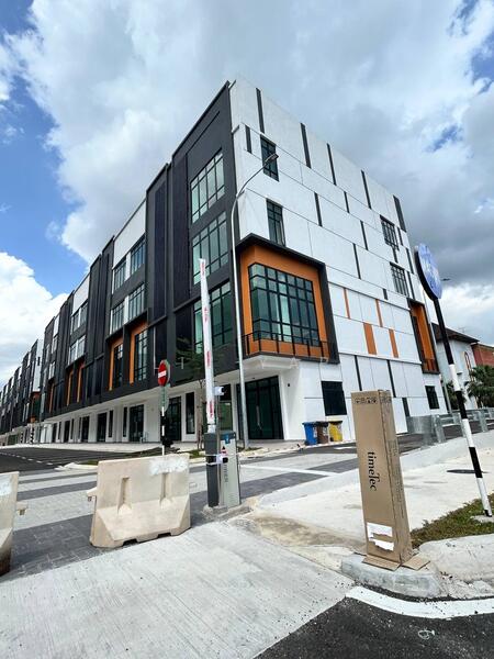 Shop / Office for Rent in Taman Pelangi (Johor Bahru) - Liz Yap - Exterior - PropertyGuru.com.my