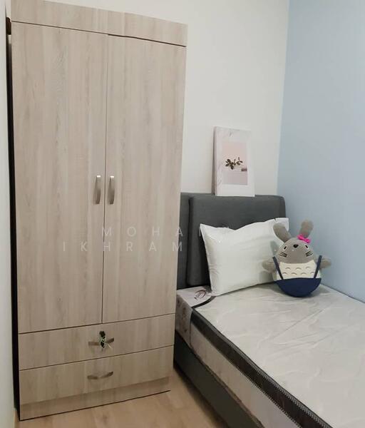 Small Bedroom