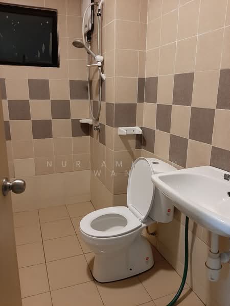 Condominium for Rent at Royal Domain Sri Putramas 2 - Nur Amirah Wan - Bathroom - PropertyGuru.com.my