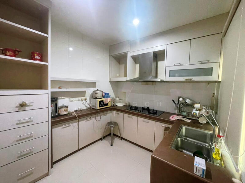Island Glades untuk Untuk Disewa - RM 3,200 /bulan, Mac 2026 - Kitchen - PropertyGuru.com.my