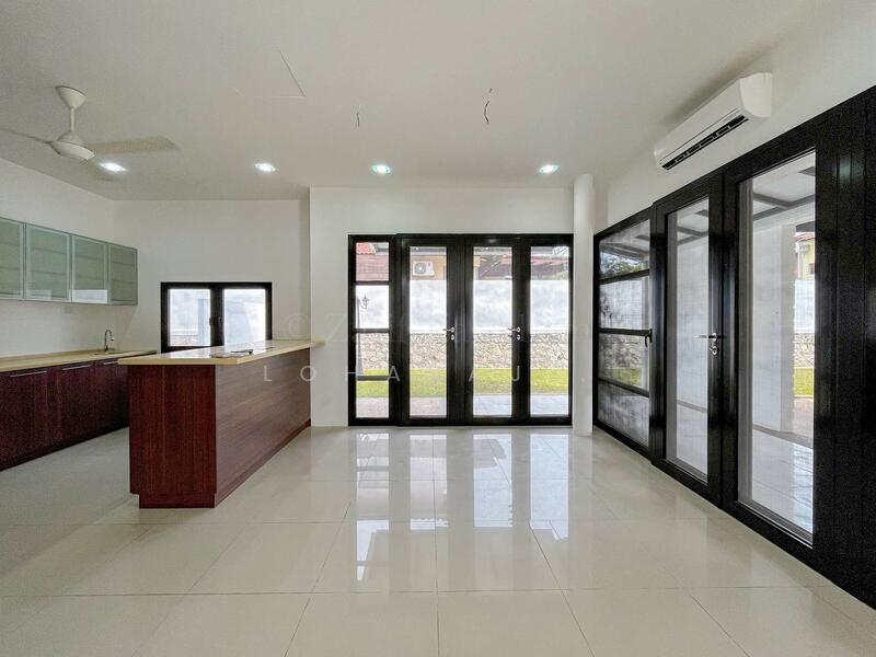 Rumah Banglo untuk Dijual di Bandar Seri Putra (Bangi) - Loharaj . - Kitchen - PropertyGuru.com.my
