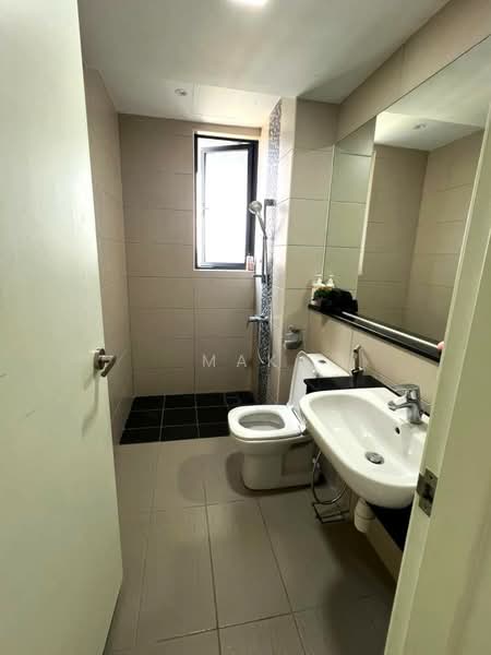 Condominium for Sale at KM1 West - Mak Oliver - Bathroom - PropertyGuru.com.my