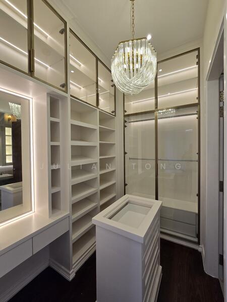 Closet