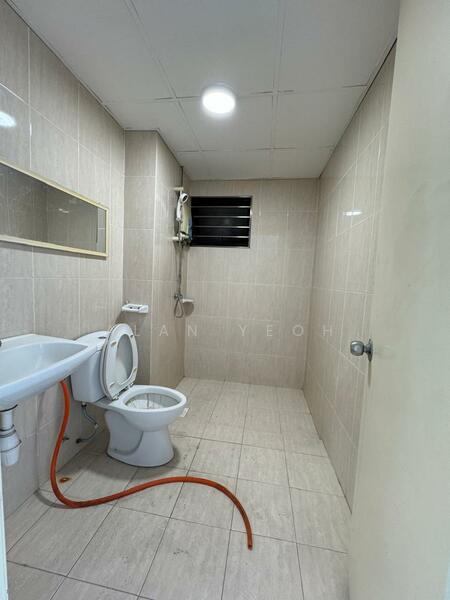 Condominium for Sale at Sri Putramas - Alan Yeoh - Bathroom - PropertyGuru.com.my