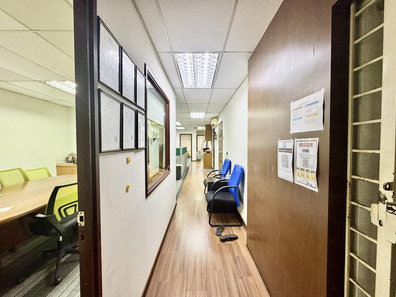 Office for Rent in Taman Melawati (Hulu Kelang) - Zana Zakri - Corridor - PropertyGuru.com.my