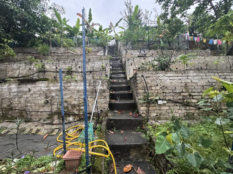 Solid 7 terraced levels for planting