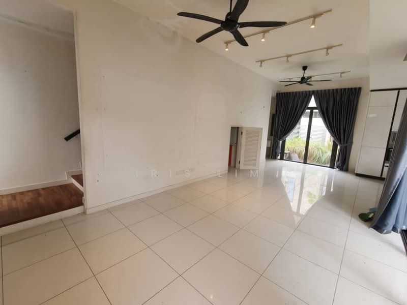 Terraced House for Sale in Medini (Iskandar Puteri (Nusajaya)) - Iris Lim - Living Room - PropertyGuru.com.my