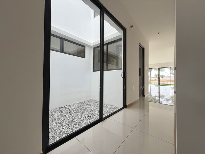 3-storey Terraced House for Sale in Senibong (Permas Jaya) - Shirley Lim - PropertyGuru.com.my