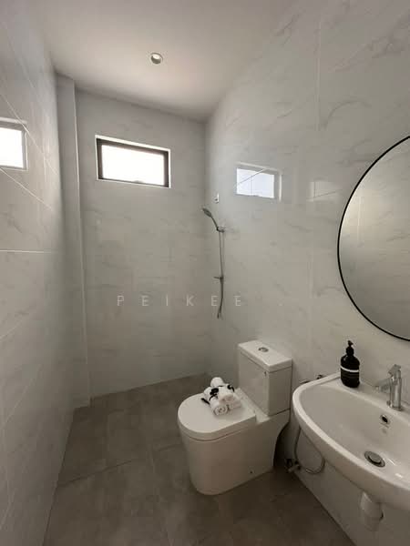 1-storey Terraced House for Sale in Taman Bemban (Bemban) - Peikee . - Bathroom - PropertyGuru.com.my