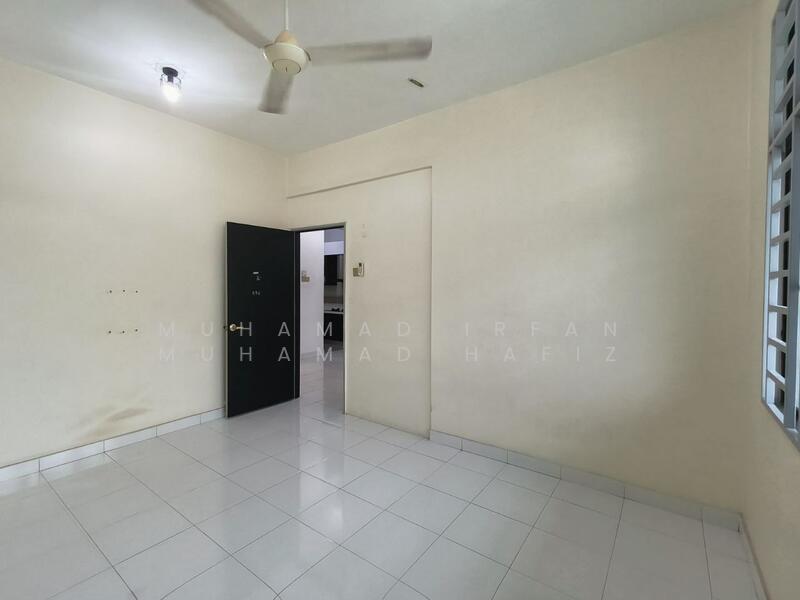 Bedroom Room