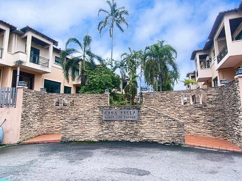 3-storey Terraced House for Sale in Taman Laksamana Cheng Ho (Melaka City) - Lawrance Lim - Exterior - PropertyGuru.com.my