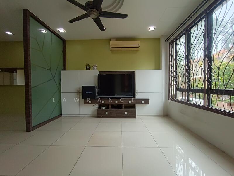 3-storey Terraced House for Sale in Taman Laksamana Cheng Ho (Melaka City) - Lawrance Lim - Living Room - PropertyGuru.com.my