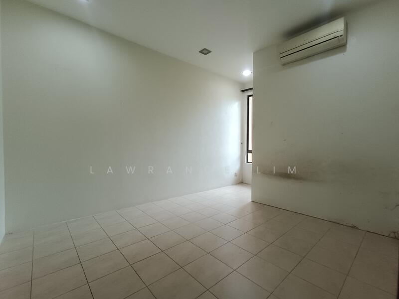 3-storey Terraced House for Sale in Taman Laksamana Cheng Ho (Melaka City) - Lawrance Lim - Interior - PropertyGuru.com.my