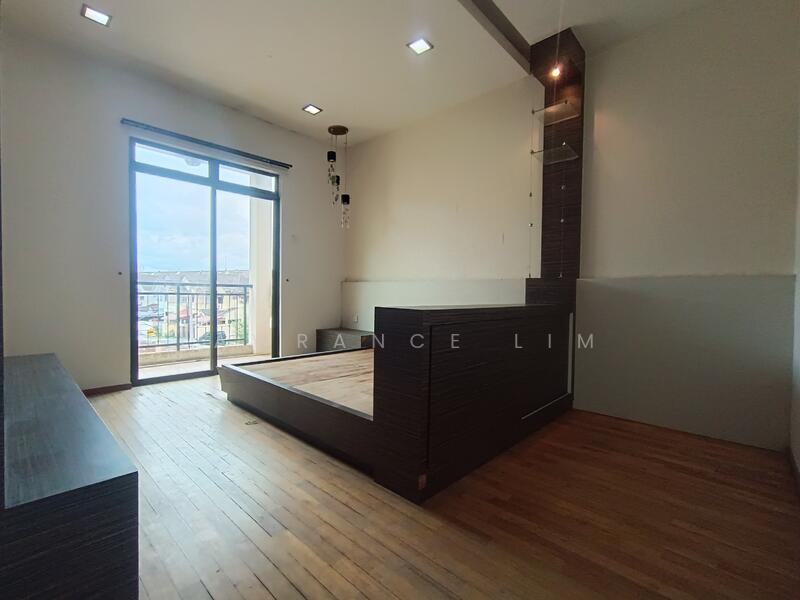 3-storey Terraced House for Sale in Taman Laksamana Cheng Ho (Melaka City) - Lawrance Lim - Bedroom - PropertyGuru.com.my