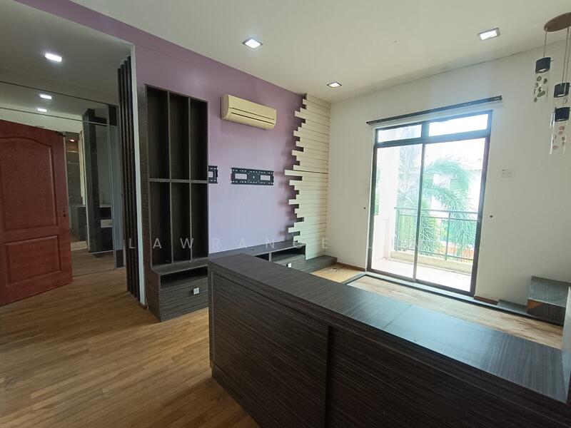 3-storey Terraced House for Sale in Taman Laksamana Cheng Ho (Melaka City) - Lawrance Lim - Living Room - PropertyGuru.com.my