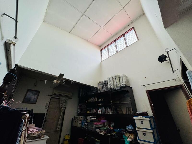 For Sale - Seksyen 4