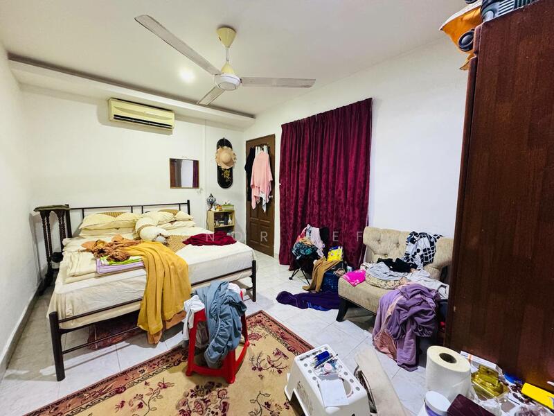 For Sale - Seksyen 4