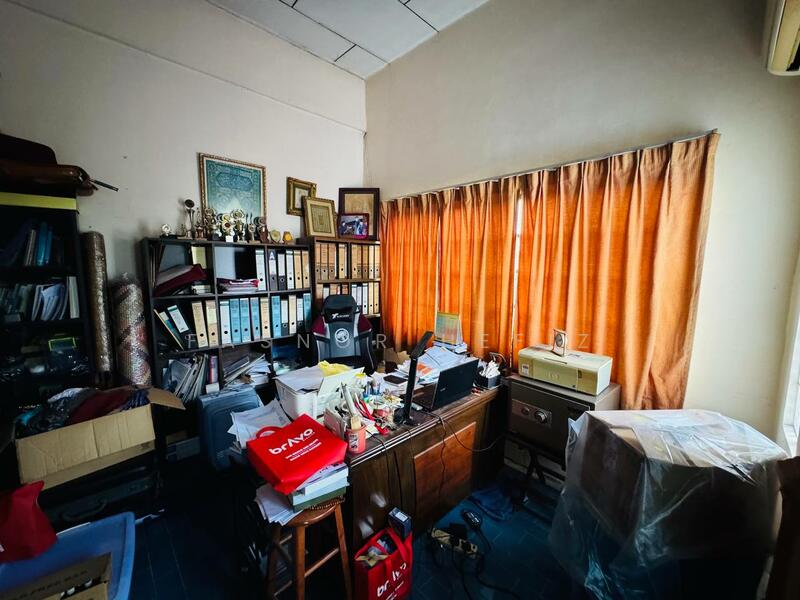 For Sale - Seksyen 4