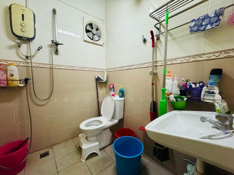 For Sale - Seksyen 4