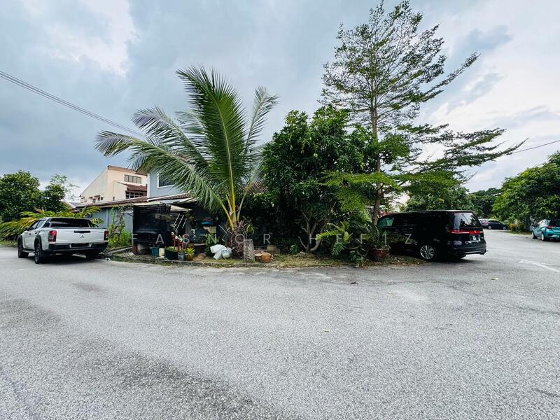 For Sale - Seksyen 4