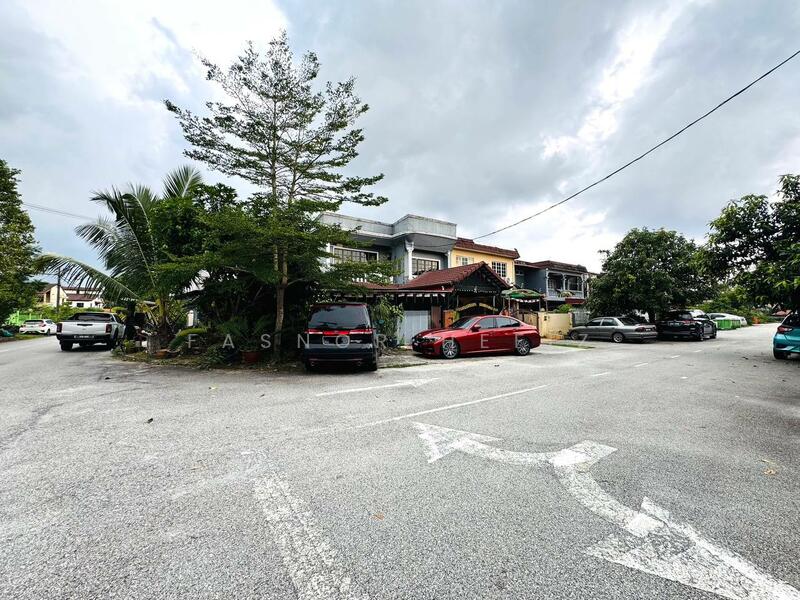 For Sale - Seksyen 4
