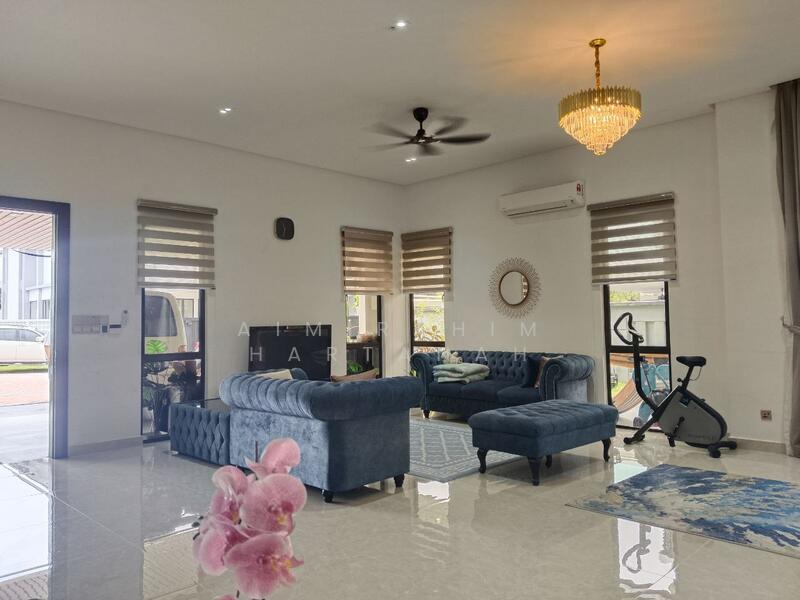 Untuk Dijual - BANDAR KINRARA