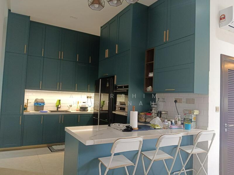 Untuk Dijual - BANDAR KINRARA