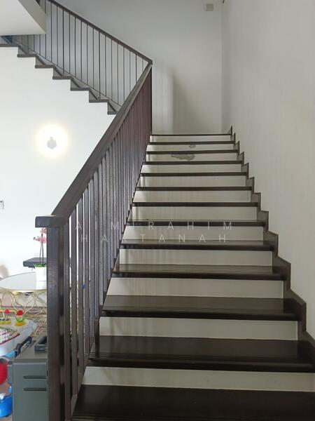 Untuk Dijual - BANDAR KINRARA