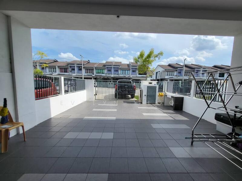 Car Porch