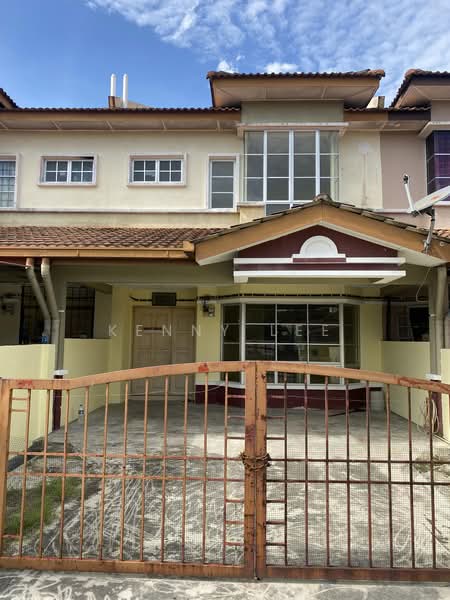 2-storey Terraced House for Sale in Bandar Seri Putra (Bangi) - Kenny Lee - Exterior - PropertyGuru.com.my